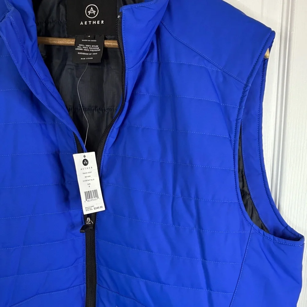 NWT Aether Men's Size 4 (XL) Vibrant Blue‎ Trace Vest